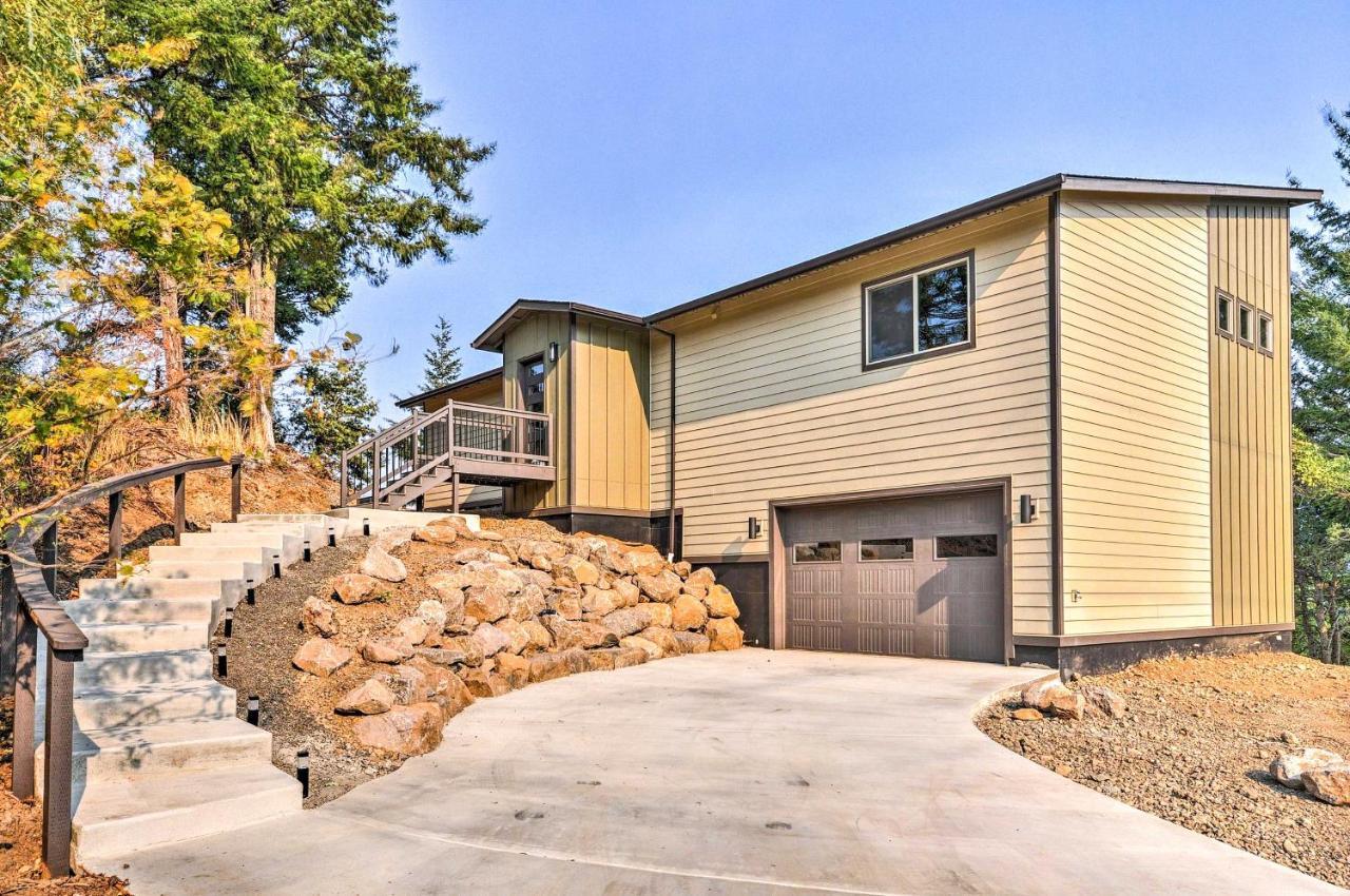 Gorge Retreat - Modern Carson Home With Mtn Views! Exteriör bild