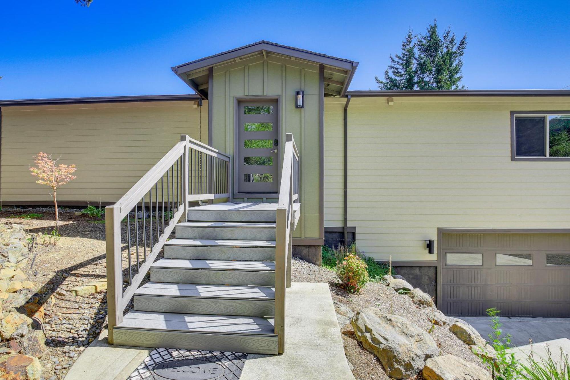 Gorge Retreat - Modern Carson Home With Mtn Views! Exteriör bild